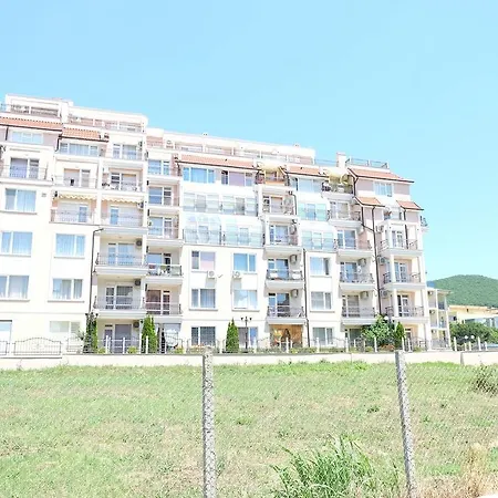 In Rodina 1 Sveti Vlas