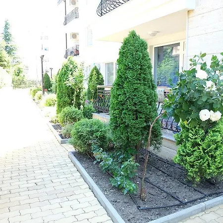 In Rodina 1 Sveti Vlas