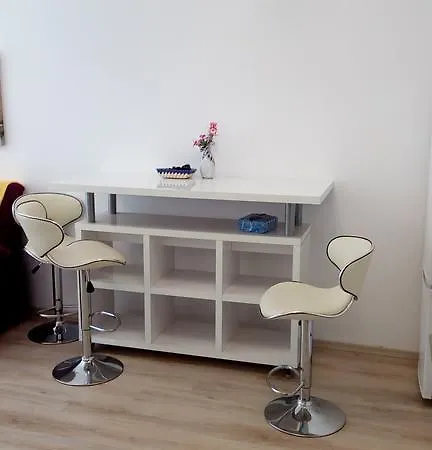 In Rodina 1 Sveti Vlas